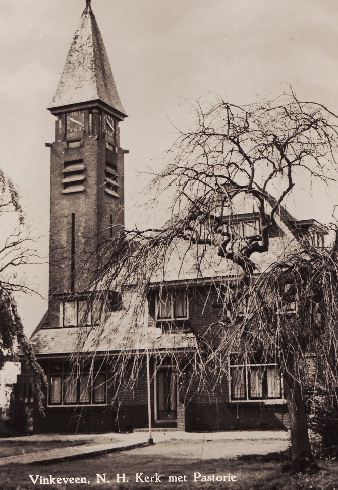 N.H. kerk met pastorie